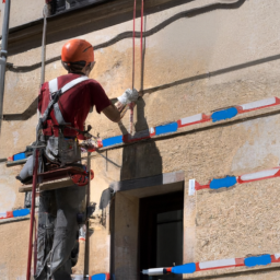 Peinture façade : changez l'apparence de votre maison avec une nouvelle couleur éclatante Amboise